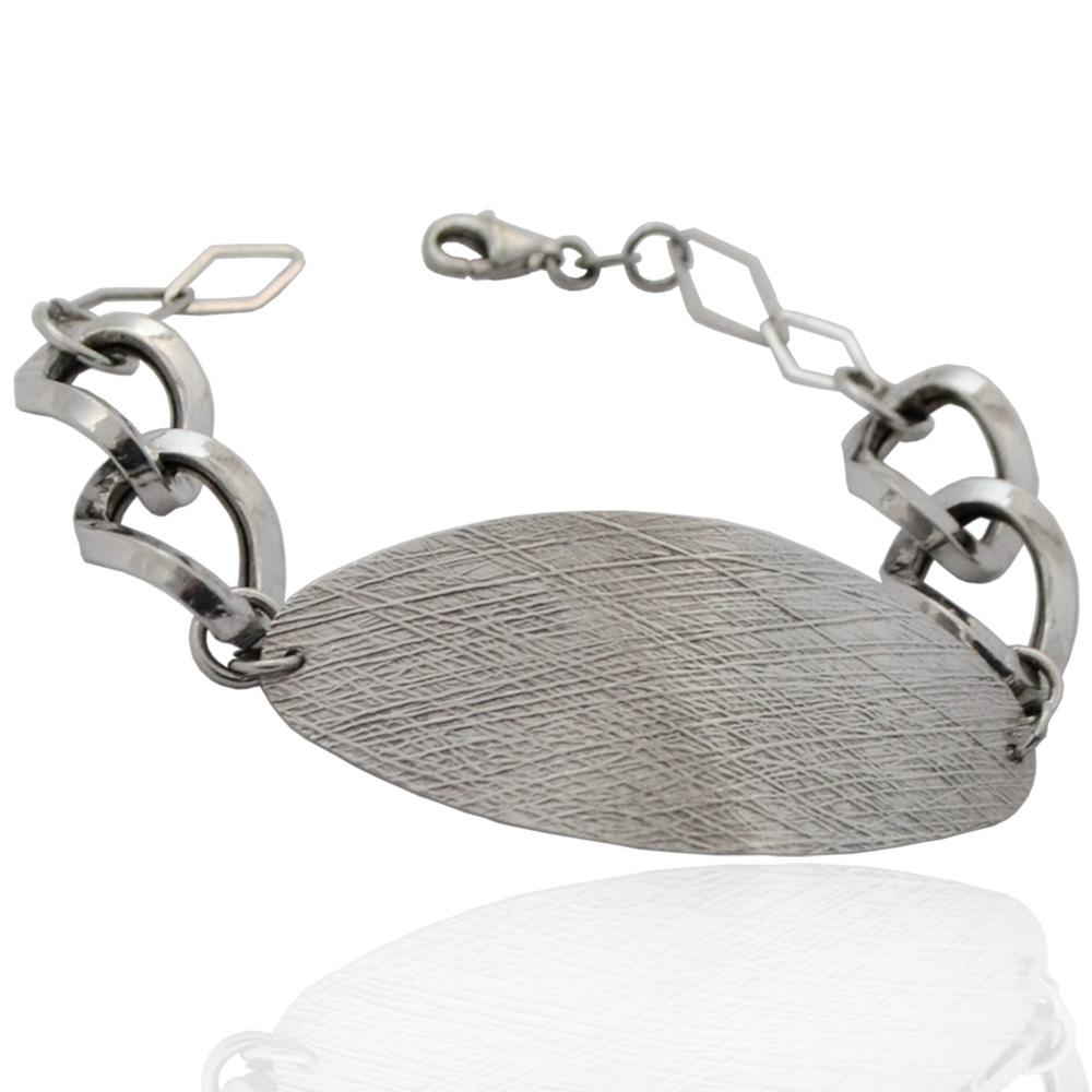 Bracciale per donna in argento 925 rodiato con centrale ovale mm 24x55 e maglia con cerchi torchon e rombi