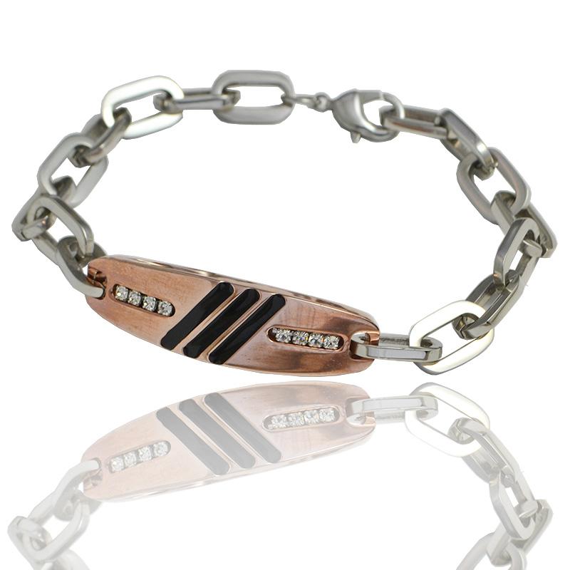 Bracciale per uomo in acciaio maglia catena con targa centrale bicolore placcata oro rosa con strass bianchi e smalto nero