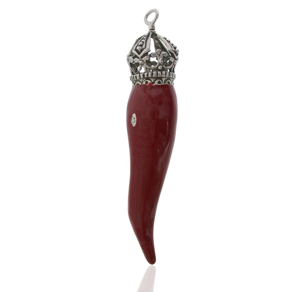 Ciondolo corno con corona mm 86x18 in argento microfuso brunito titolo 800 e smalto rosso