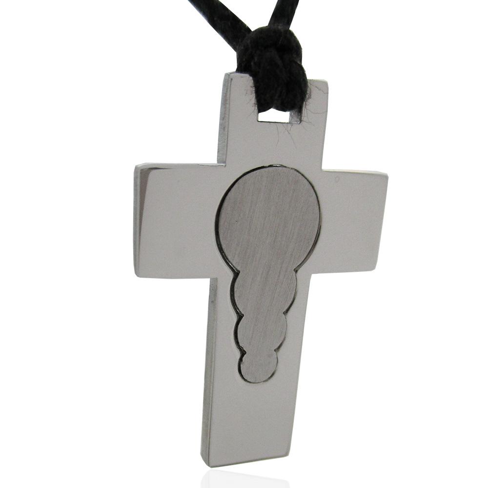 Ciondolo croce mm 30x20 in acciaio lucido satinato con collana in cuoio