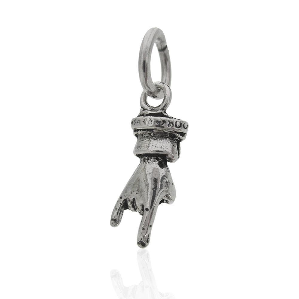 Ciondolo mano corna mm 20 in argento microfuso brunito titolo 800