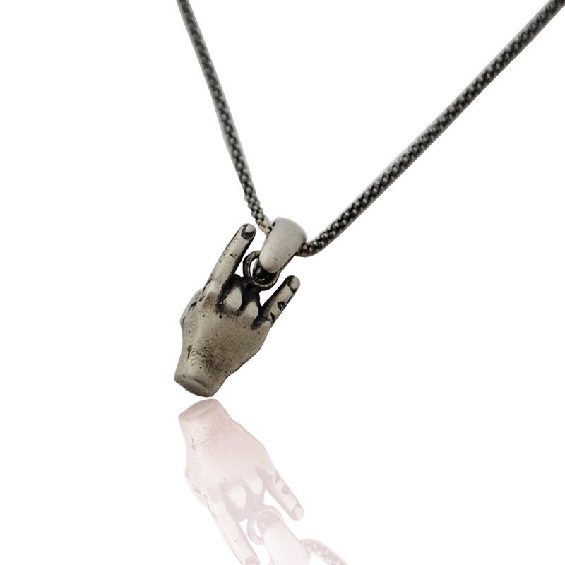 Collana popcorn cm 49 con ciondolo mano corna in argento 925 brunito satinato