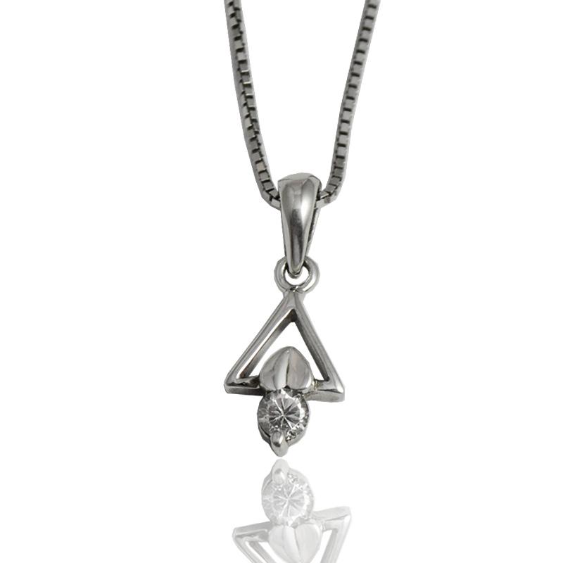 Collana punto luce triangolo mm 15x8 in argento 925 rodiato con zircone bianco