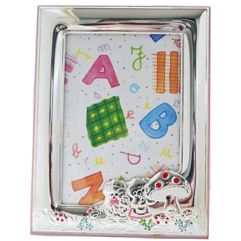 Cornice bimba orsetti che raccolgono funghi in argento con retro in legno rosa 16x12. prima infanzia cornici