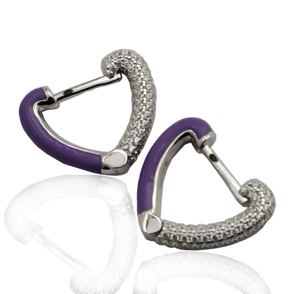 Orecchini a cerchio forma cuore mm 15x17 in argento rodiato 925 con zirconi bianchi e smalto viola