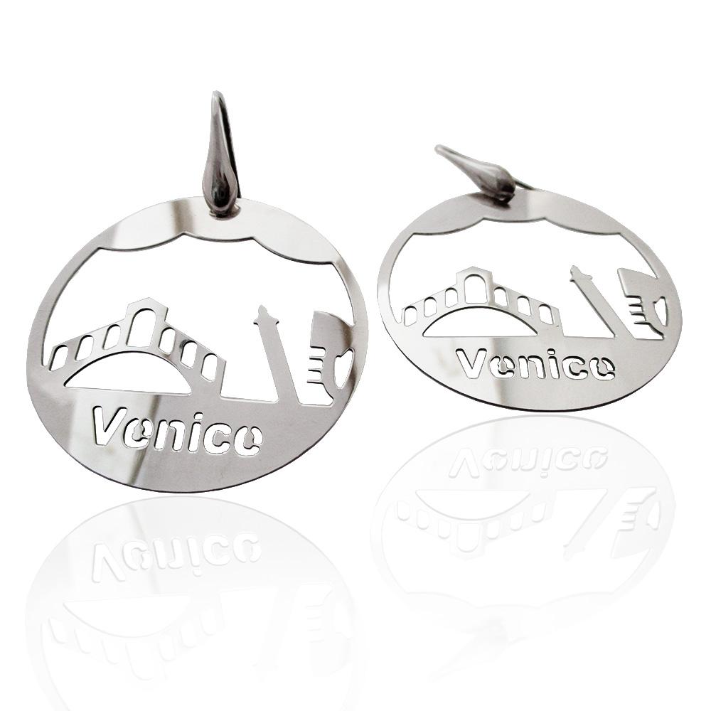 Orecchini pendenti tondi taglio laser mm 45 in argento 925 rodiato con simboli e monumenti venezia