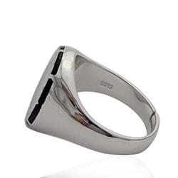 Anello da uomo ovale mm 16x14 in argento 925 rodiato con smalto nero
