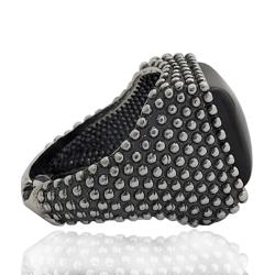 Anello quadrato per uomo mm 19x19 in argento 925 brunito con microsfere e pietra nera in onice