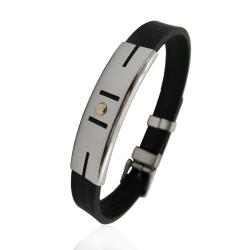 Bracciale con cinturino in caucciù a fibbia e targa centrale acciaio con particolare in oro