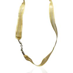 Collarino girocollo in raso giallo ocra cm 45 con chiusura in argento 925 rodiato